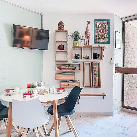 Dominica-9 By Interhome *